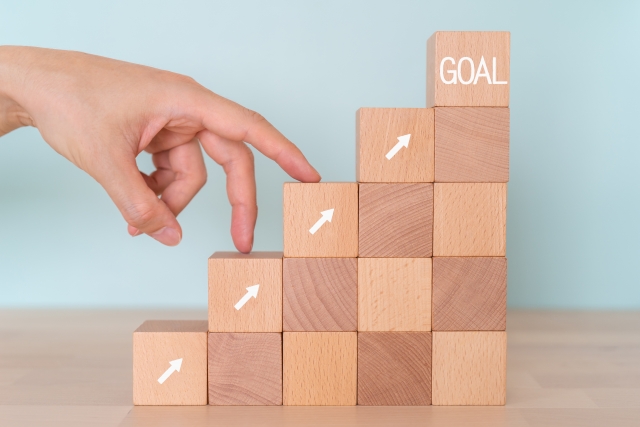 SNS運用戦略の立て方｜成果につながる6ステップ