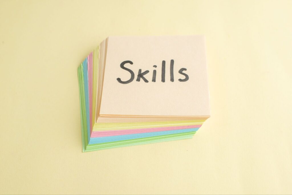 【役割別】AI人材に求められる必須スキル5選