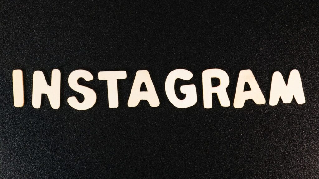 2026年版！正しいインスタのリポストのやり方とは？公式機能とアプリの使い分け