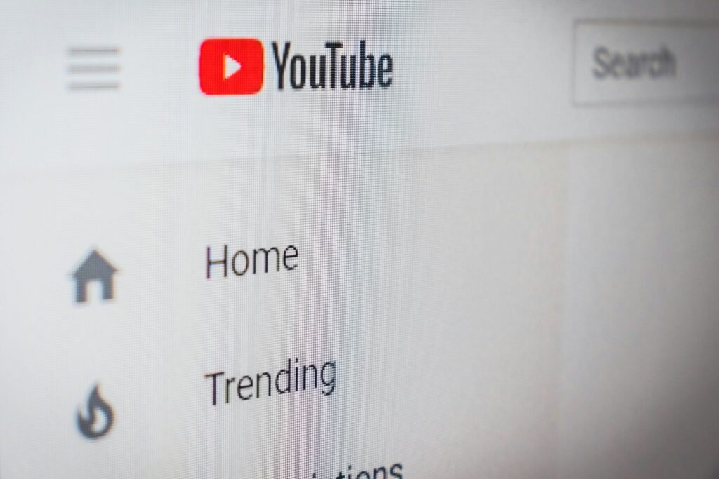 AIショート動画を活用してYouTubeやTikTokで副業収益化する方法