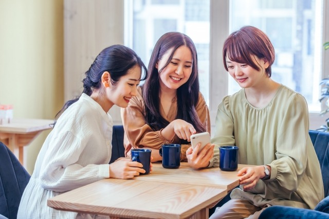 【2026年最新】カフェのSNS活用ガイド|Instagram・LINE・TikTokの始め方から投稿ネタまでやさしく解説